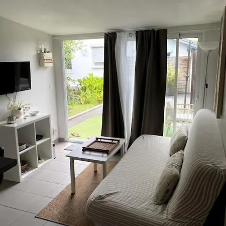 Semesterbostad Logement Climatise Avec Piscine