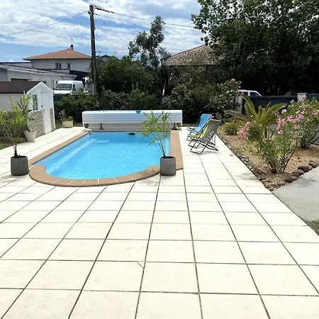 Vakantiehuis Logement Climatise Avec Piscine Labenne